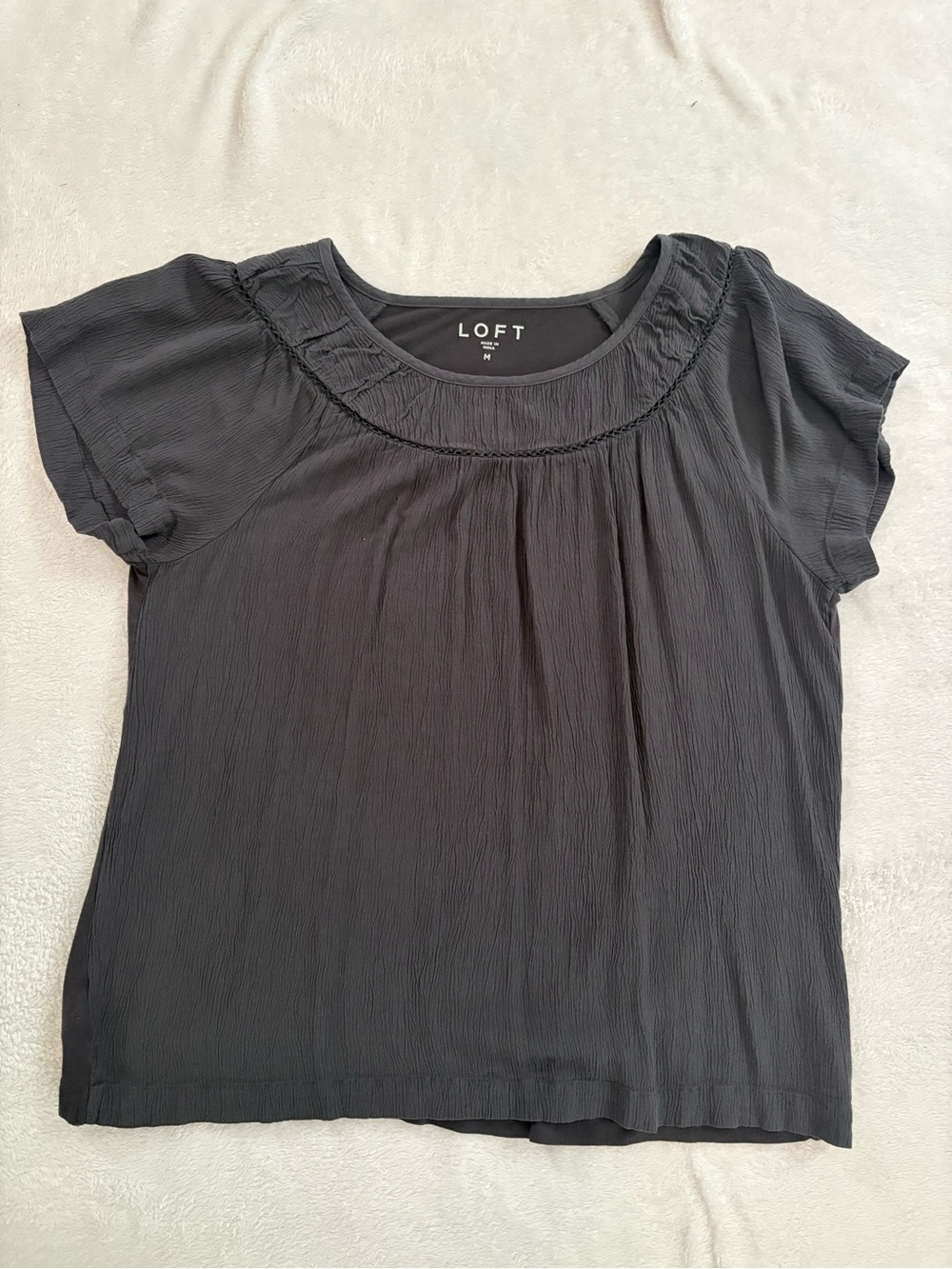 LOFT Grey Short Sleeve Scoop Neck Top with Subtle Gather